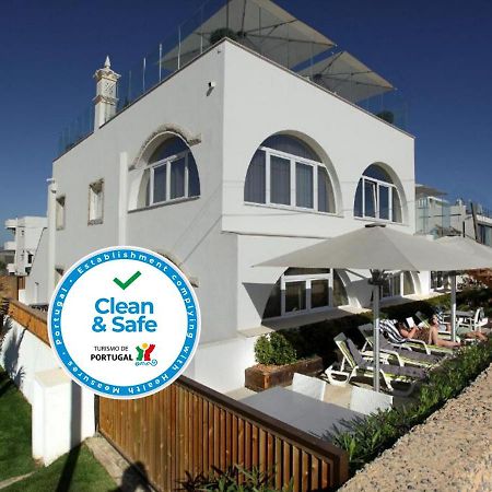 Golden Beach Guest House & Rooftop Bar ファロ エクステリア 写真