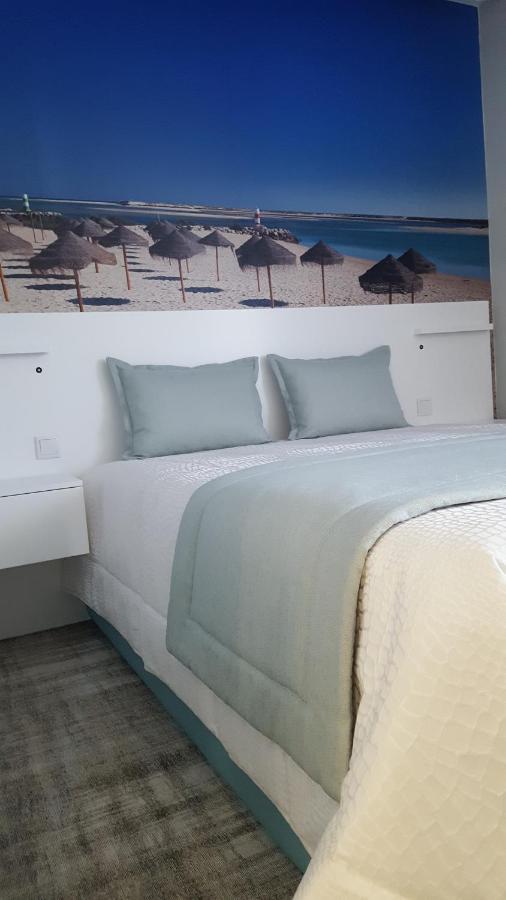 Golden Beach Guest House & Rooftop Bar ファロ エクステリア 写真
