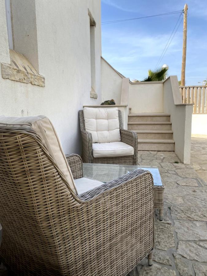 Golden Beach Guest House & Rooftop Bar ファロ エクステリア 写真