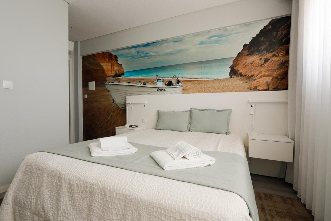 Golden Beach Guest House & Rooftop Bar ファロ エクステリア 写真