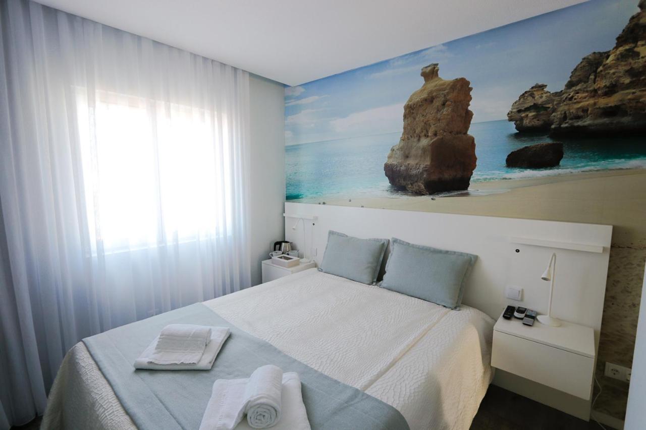 Golden Beach Guest House & Rooftop Bar ファロ エクステリア 写真